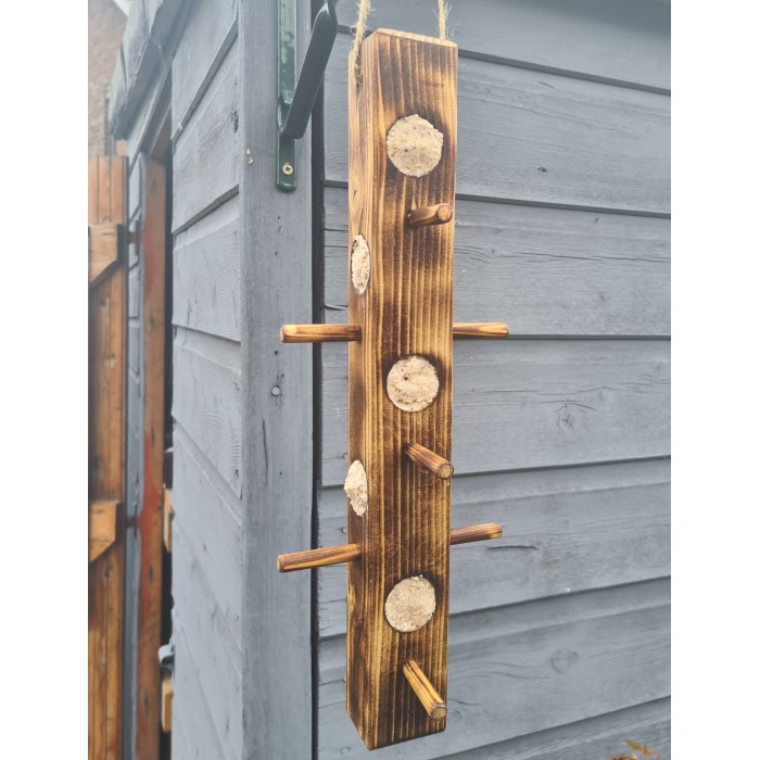 Handmade Rustic Wood Birdfeeder (BURNT EFFECT) Handmade Rustic Wood Birdfeeder (BURNT EFFECT)